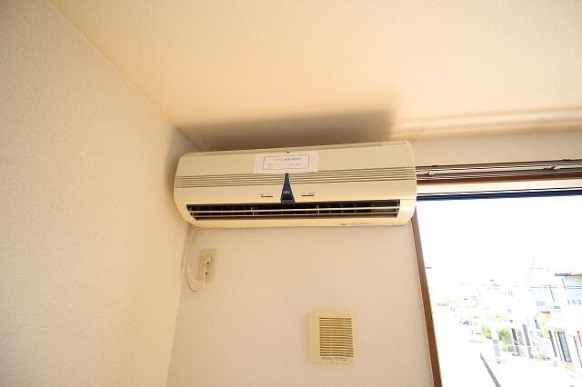 シャルマンヒロ参番館の物件内観写真