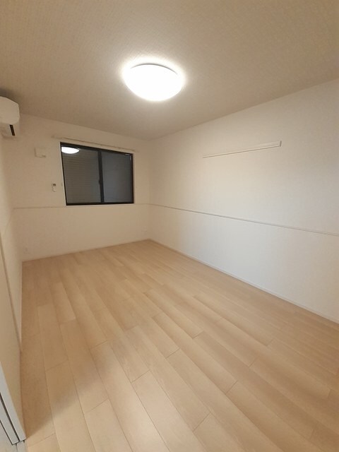 トレスプエンテ　IIの物件内観写真