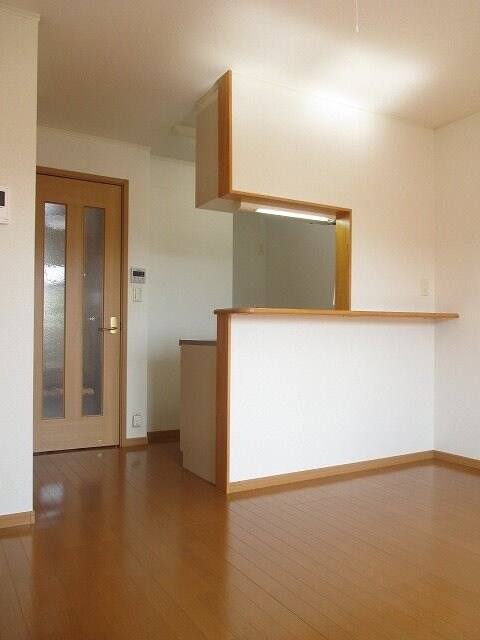 メゾン・ドゥ・シャルマン弐番館の物件内観写真