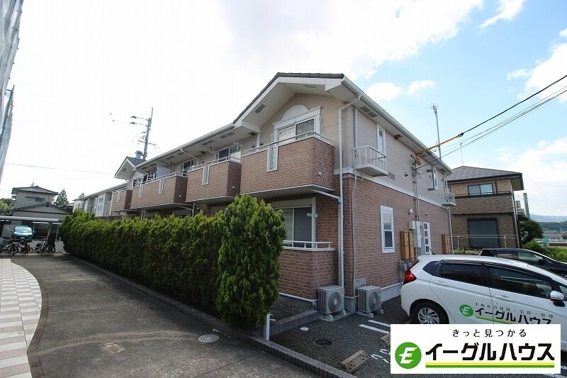 シャルマン参番館の物件外観写真