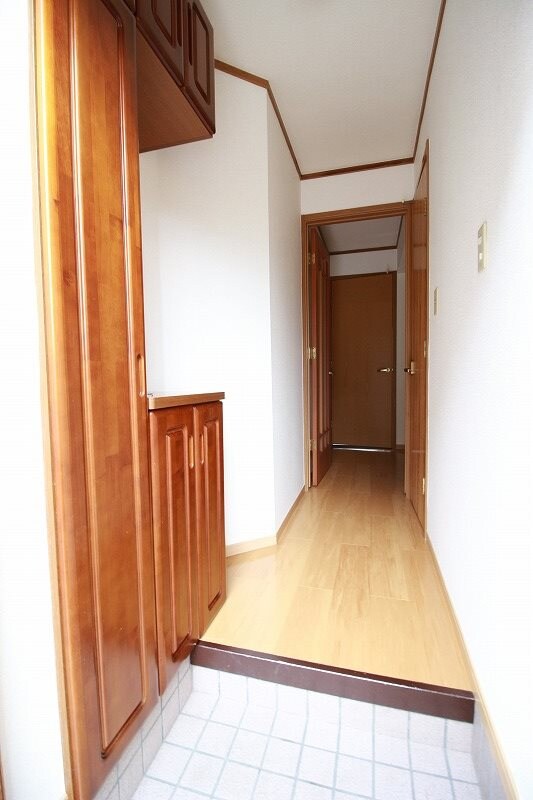 ニュークレストール舞の物件内観写真