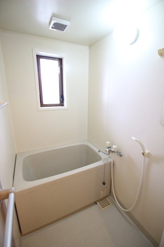 アンフィール原田の物件内観写真