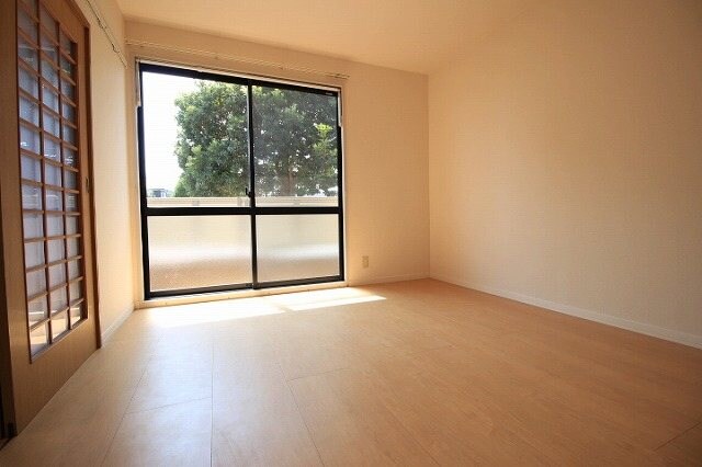 ハイラーク甘木C棟の物件内観写真