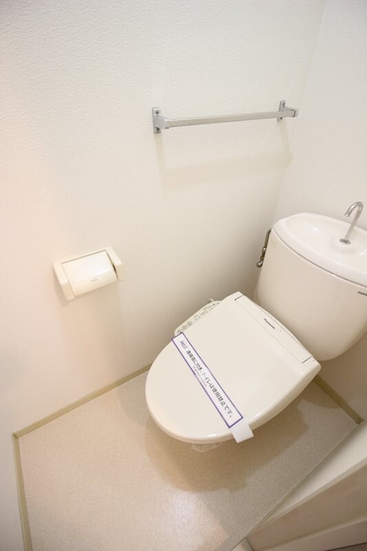 ハイラーク甘木C棟の物件内観写真