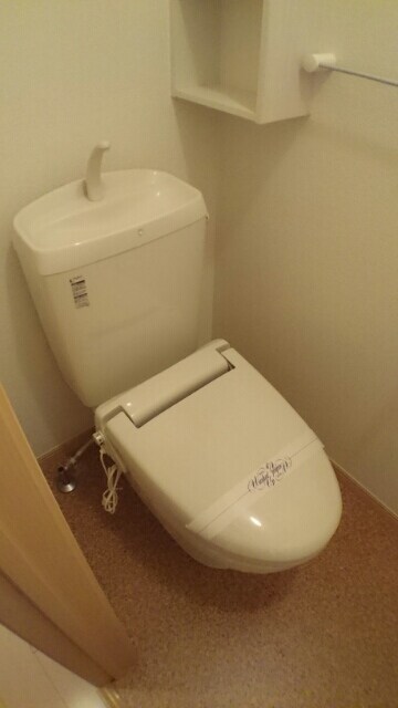 モンターナ　アルタＢの物件内観写真