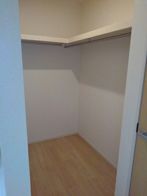 ウエスト・フィールド　VIの物件内観写真