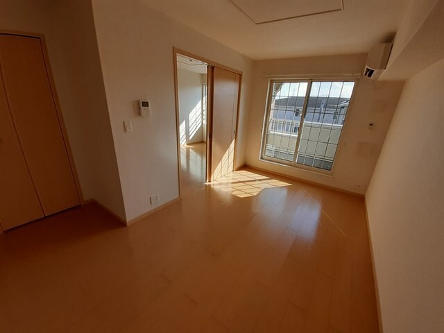 モンターナ　アルタＢの物件内観写真