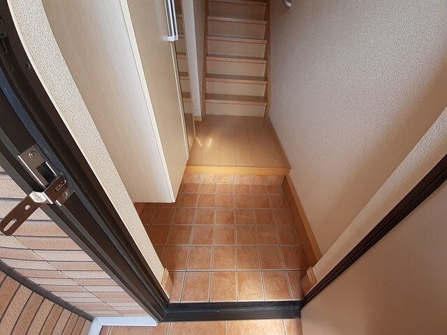 モンターナ　アルタＢの物件内観写真