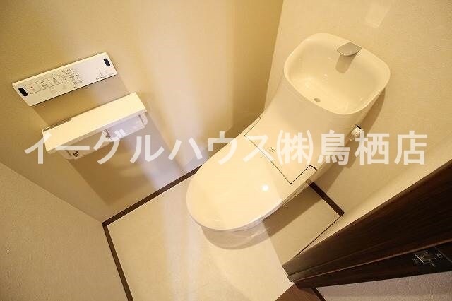 バローニＡ棟の物件内観写真