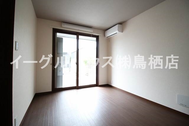 バローニＡ棟の物件内観写真