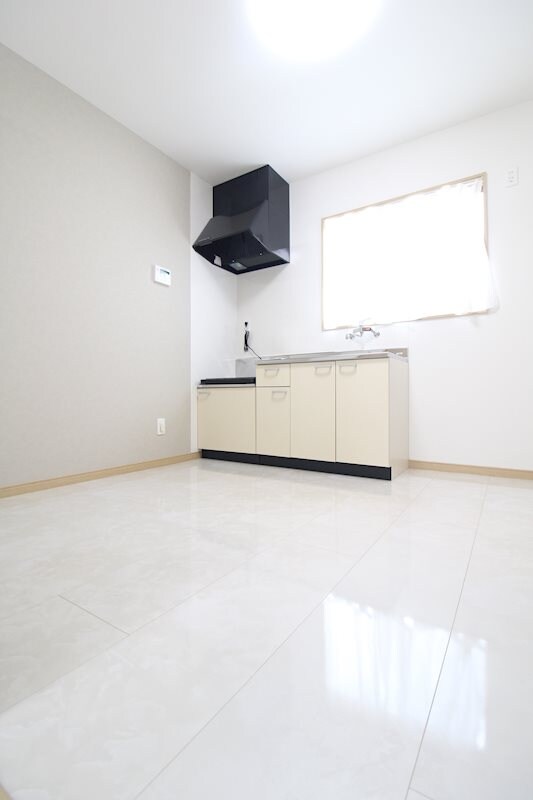 ゴールド鷹の物件内観写真