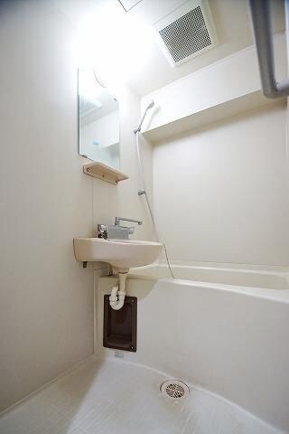 アリビラ平尾の物件内観写真