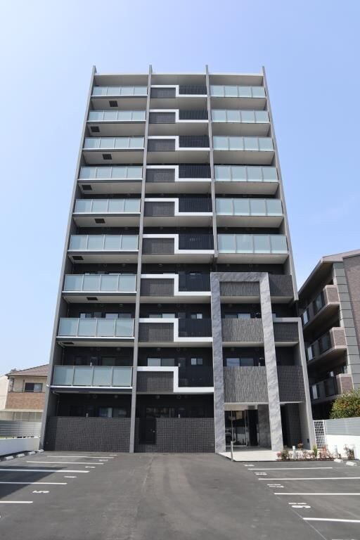 エルヴィータ箱崎の物件外観写真