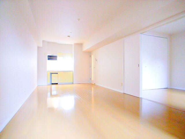 箱崎駅 徒歩4分 2階の物件内観写真