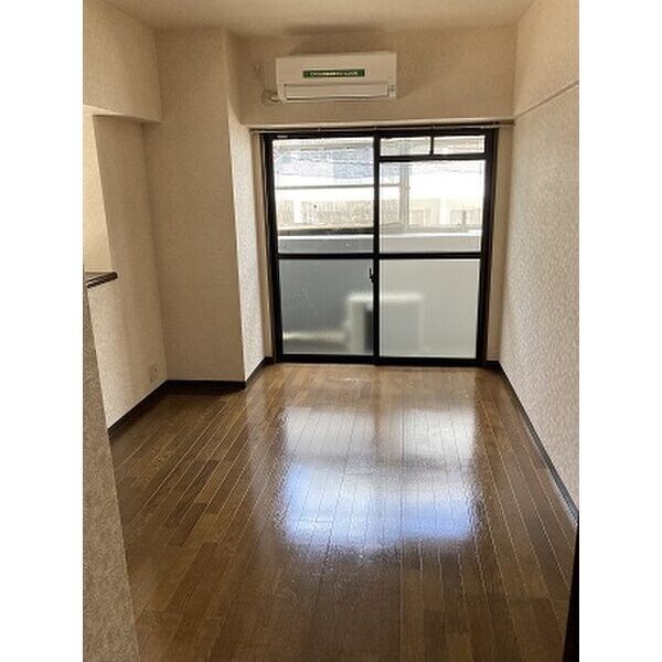 ロマネスク大橋第6の物件内観写真