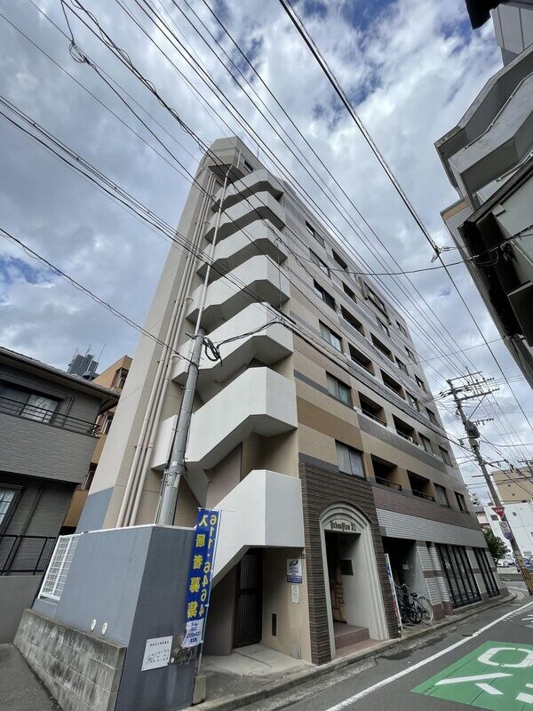 福岡県福岡市東区箱崎３丁目の物件外観写真