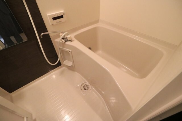 グラレオン鶴田の物件内観写真