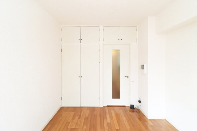 クレタ県庁前の物件内観写真