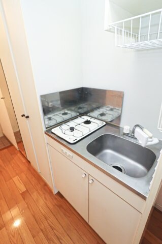 クレタ県庁前の物件内観写真