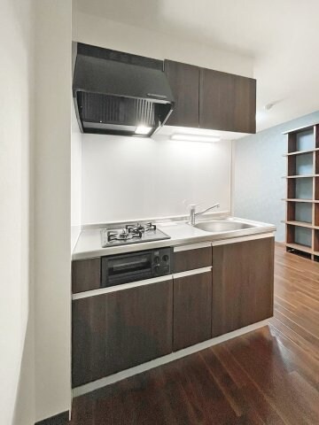 箱崎宮前駅 徒歩2分 1階の物件内観写真