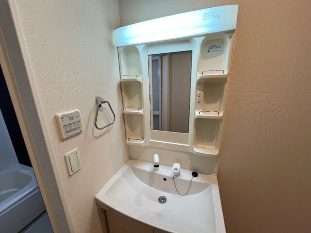 姫路駅 バス15分  城山下車：停歩3分 1階の物件内観写真