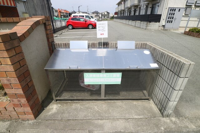 モダンコート東阿保の物件外観写真