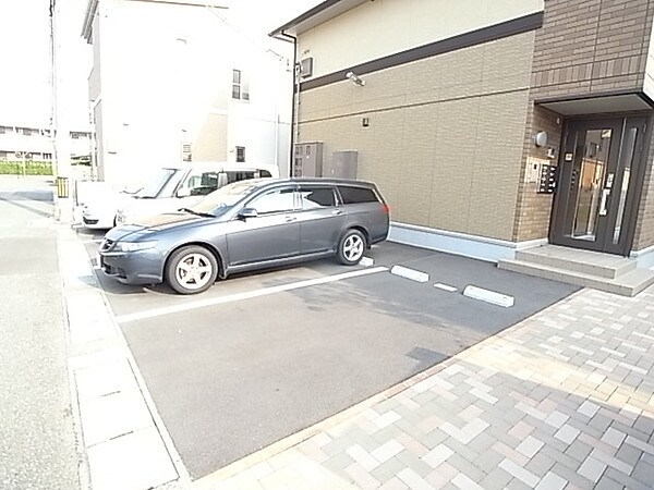 メゾンドコンフォートの物件外観写真