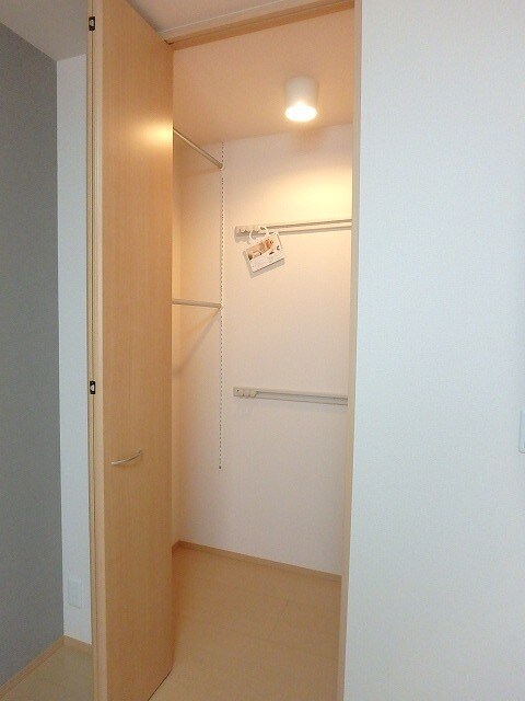 メゾンドコンフォートの物件内観写真