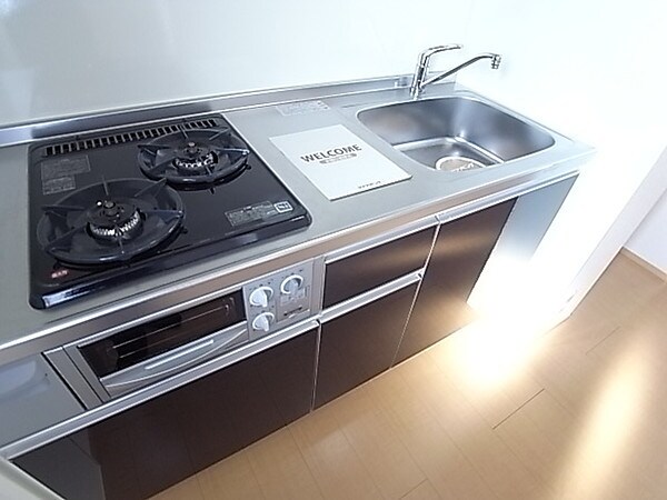 メゾンドコンフォートの物件内観写真