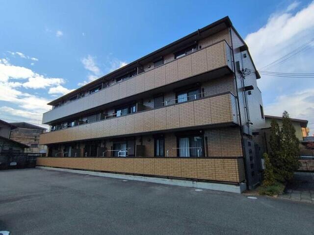 アーク土山の物件外観写真