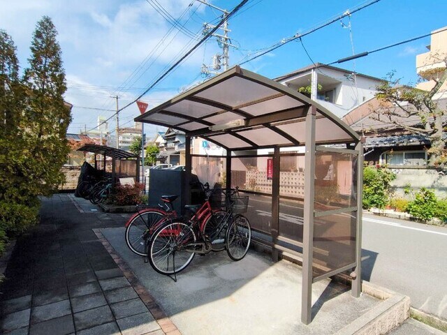 アーク土山の物件外観写真