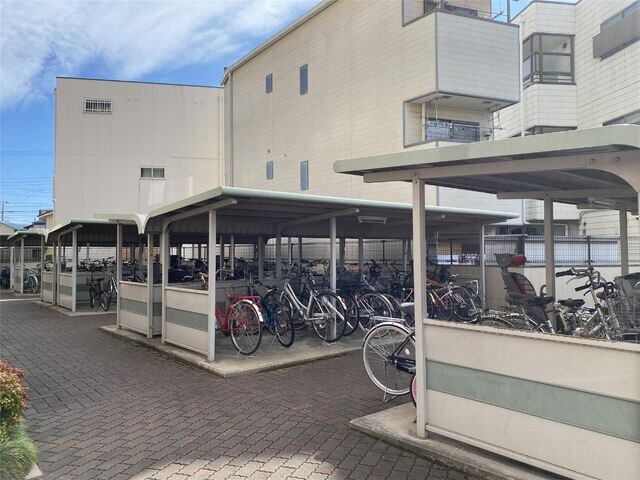 姫路駅 バス15分  東辻井下車：停歩1分 3階の物件外観写真