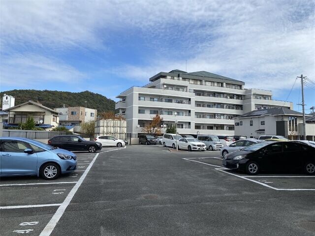 姫路駅 バス15分  東辻井下車：停歩1分 3階の物件外観写真