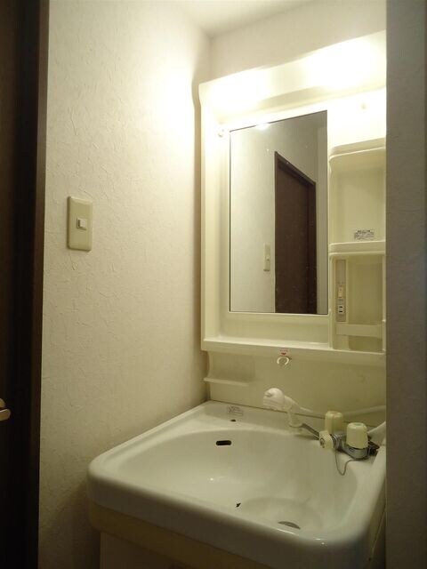 姫路駅 バス15分  東辻井下車：停歩1分 3階の物件内観写真