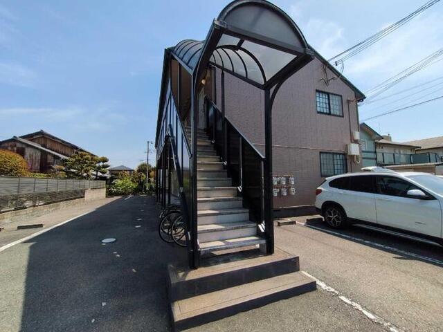 亀山駅 徒歩10分 2階の物件外観写真