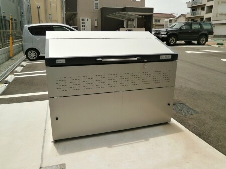 亀山駅 徒歩5分 1階の物件外観写真