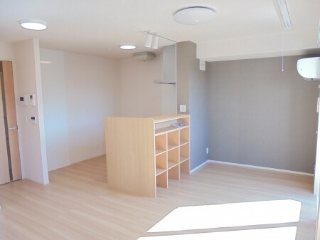 ジャルダン亀山の物件内観写真