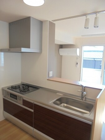 ジャルダン亀山の物件内観写真