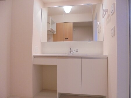 ジャルダン亀山の物件内観写真