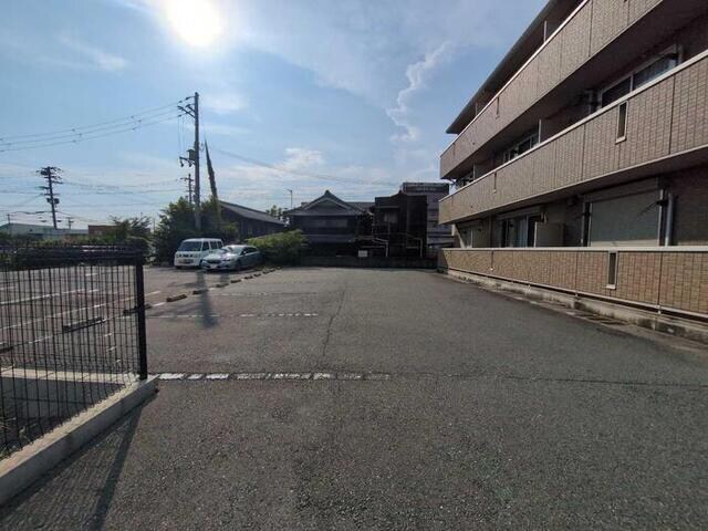 セジュール亀山Ａ棟の物件外観写真