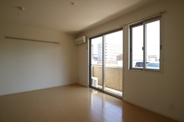 セジュール亀山Ａ棟の物件内観写真