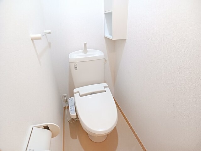 シュラインイーストの物件内観写真