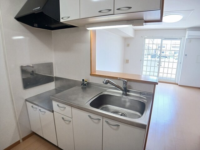 ウエスト　ウッド　アベニューの物件内観写真