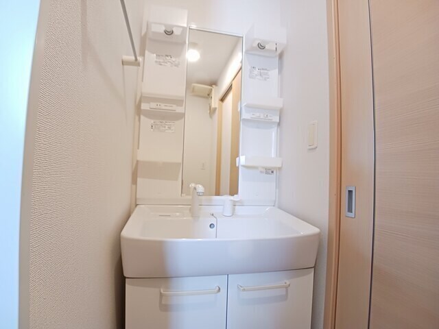 アイリスガーデンＢの物件内観写真