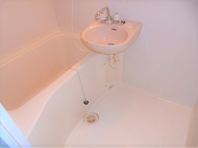 ロッキーコートナカヤの物件内観写真