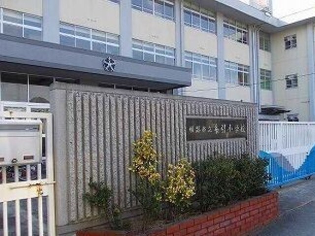 ネオ・エスト　オーブＡの物件外観写真