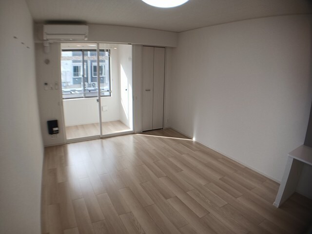 フロレゾンⅠの物件内観写真