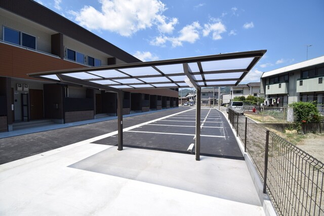 リュッケ御立中の物件外観写真