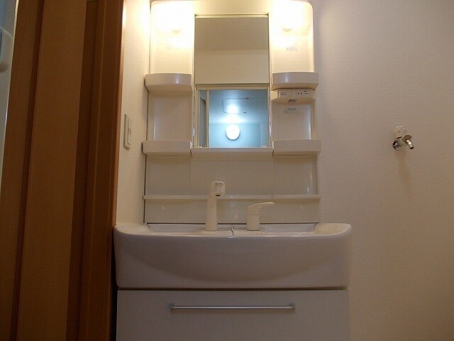 マン　ウンド　フラウ　Ｂの物件内観写真