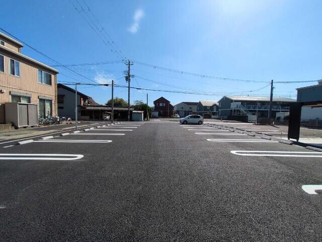 Ｄ－ＰＬＡＣＥ町坪の物件外観写真